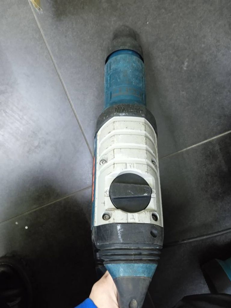 Розпродаж Bosch GBH 8-45 DV (0611265000), продавець Техноскарб
