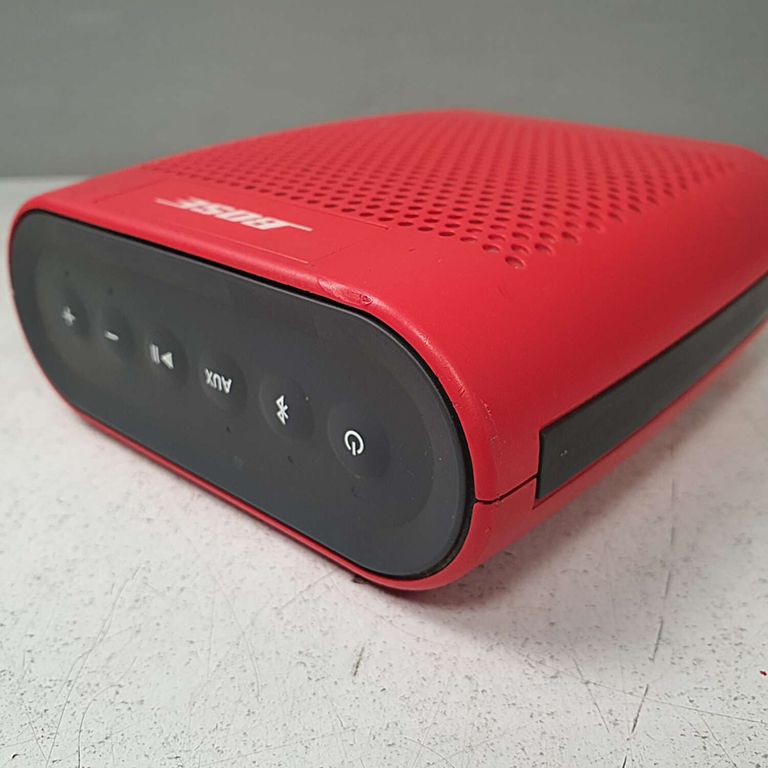 Bose SoundLink Color II Coral Red SLcolor/red Код:2000004141875. Зображення 9