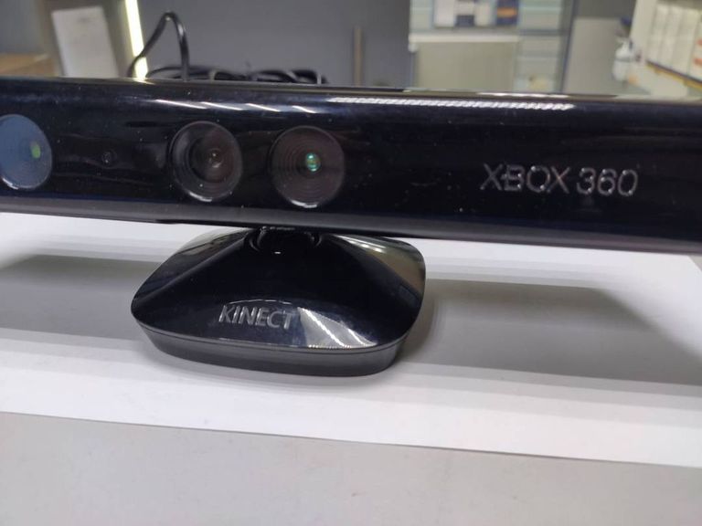 Оголошення - x-box kinect 1414 Б/У