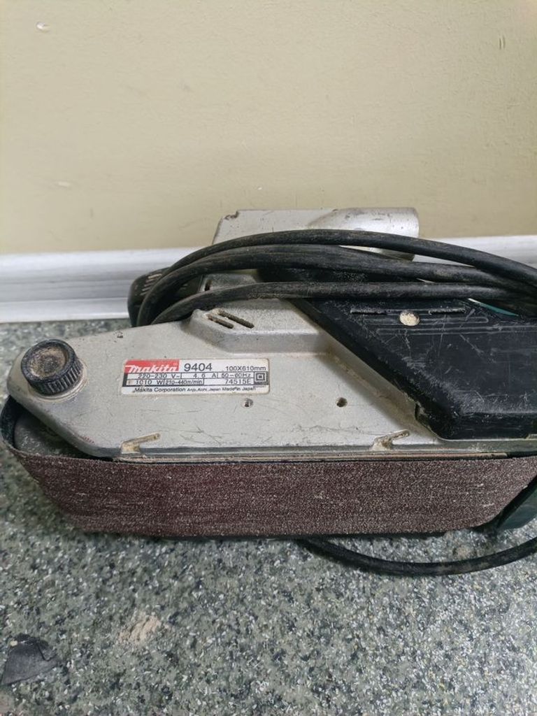 Распродажа Makita 9404, продавец Техноскарб