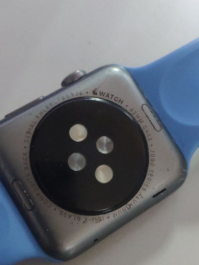 Дешиво Apple watch series 1 42mm a1554 с ломбарда