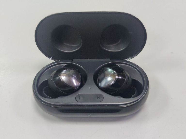 Дешиво Samsung galaxy buds+ sm-r175 с ломбарда