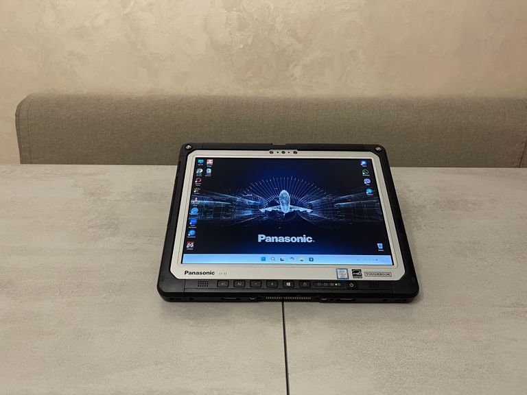 Купить Захищений планшет Panasonic Toughbook CF-33, 12", i5-7300U, 8GB, 128GB, 4G LTE Б/У