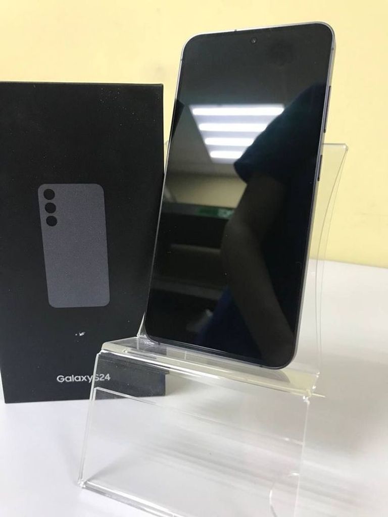 Оголошення Samsung galaxy s24 8/256gb Б/У