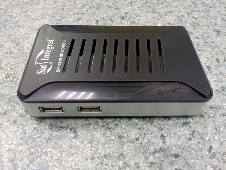 Оголошення Sat-integral SP-1319 HD Combo Б/У