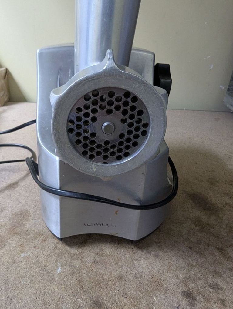 Дешиво Kenwood MG510 с ломбарда