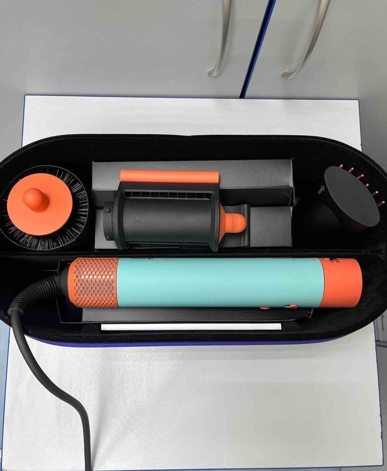 Dyson hs08 airwrap i.d. long styler straight to wavy ceramic 533598-01 Код:01-200767227. Зображення 6