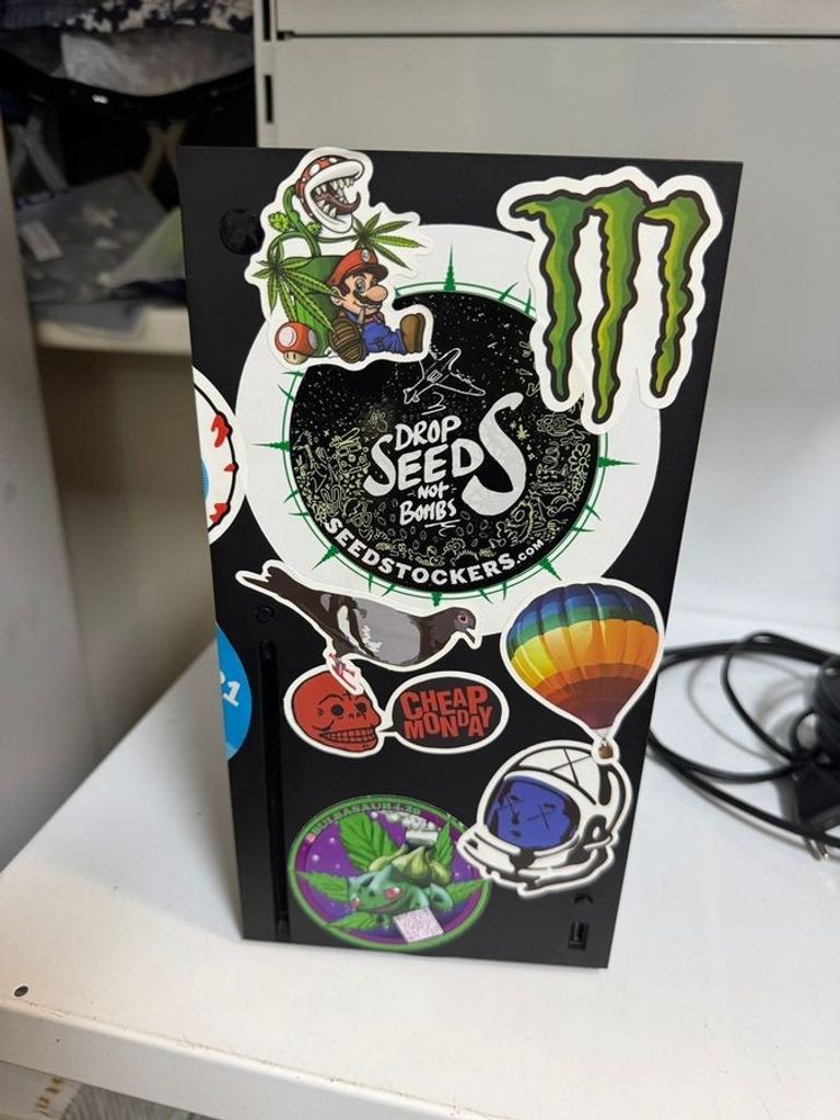 Купить Microsoft xbox series x 1 tb all-digital robot Б/У