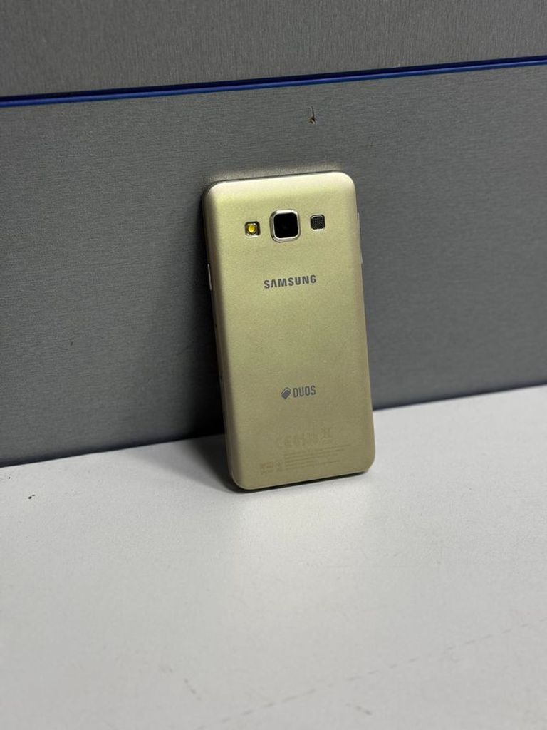 Оголошення Samsung galaxy a3 Б/У