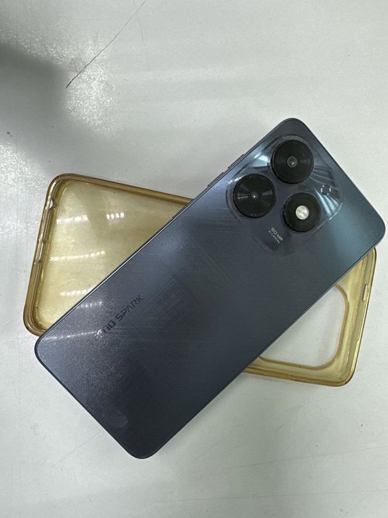 Оголошення Tecno spark 20c bg7n 8/128gb Б/У