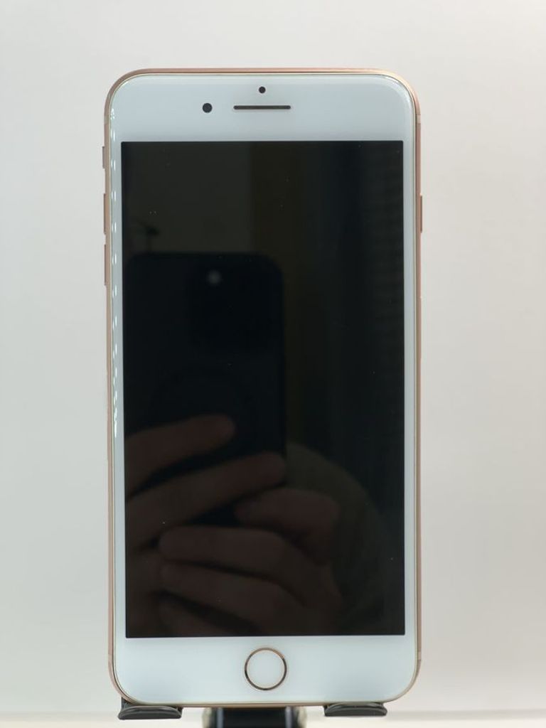 Apple iphone 8 plus 64gb Код:01-200797123. Зображення 6