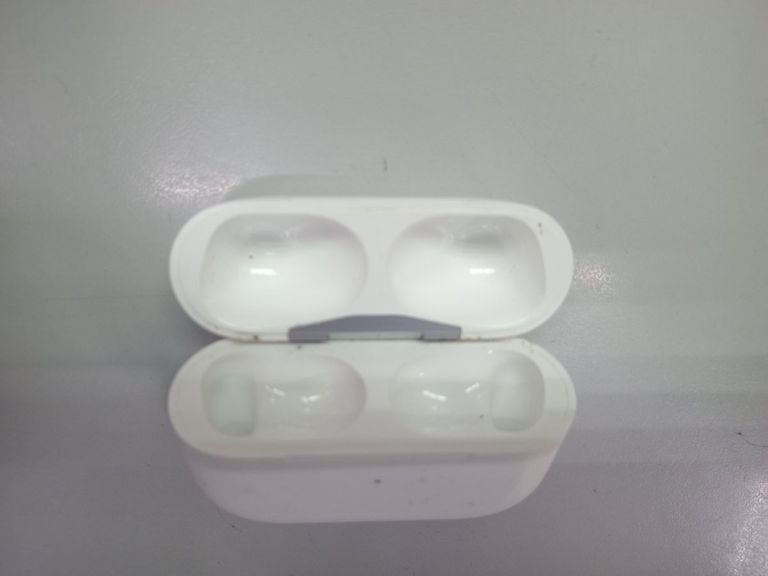 Дешиво Apple airpods pro 2nd generation with magsafe charging case usb-c с ломбарда