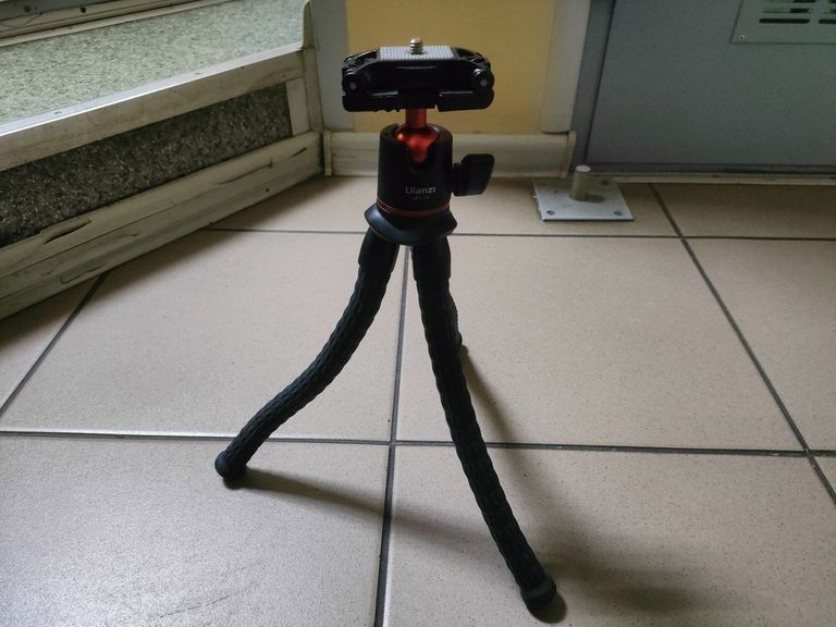 Дешиво Ulanzi mt-11 с ломбарда