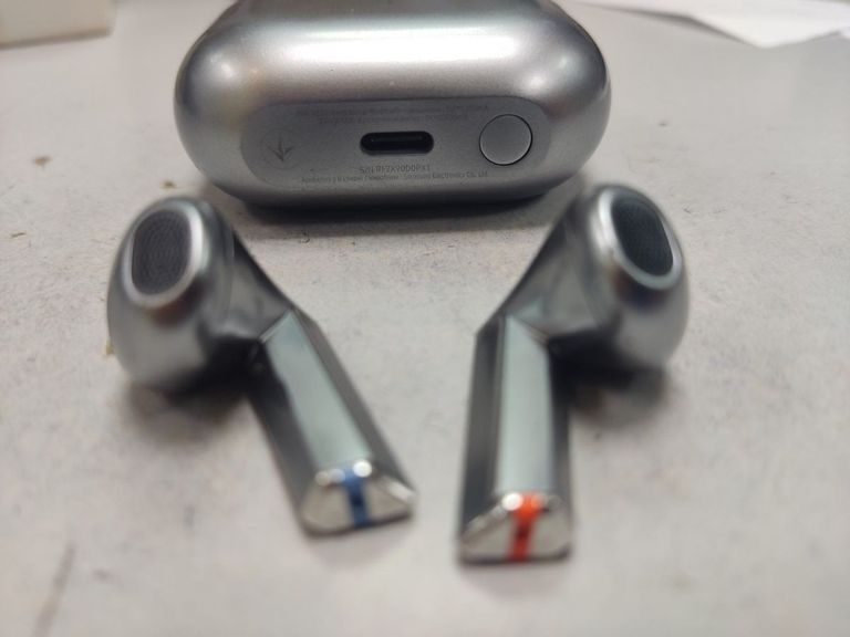 Дешиво Samsung galaxy buds3 с ломбарда