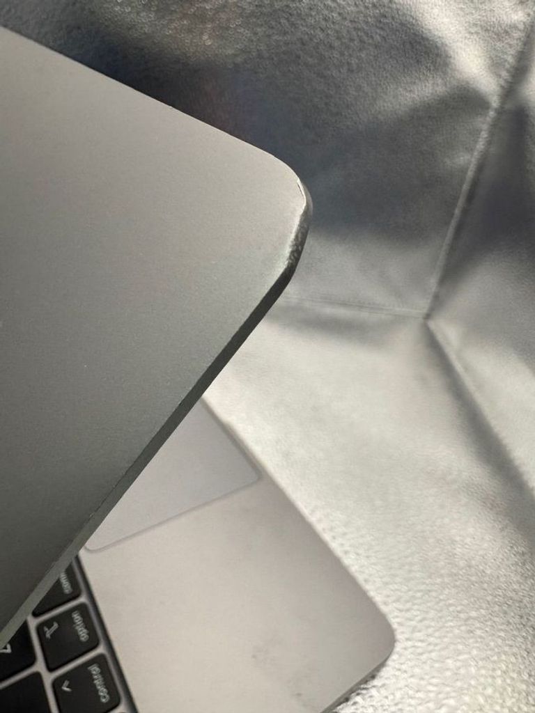 Apple a2338 macbook pro 13,3" m1 8-gpu/ ram8gb/ ssd256gb/ retina, truetone, touch bar Код:01-200804066. Зображення 9