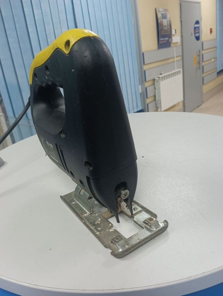 Дешиво Defiant djs-600 с ломбарда