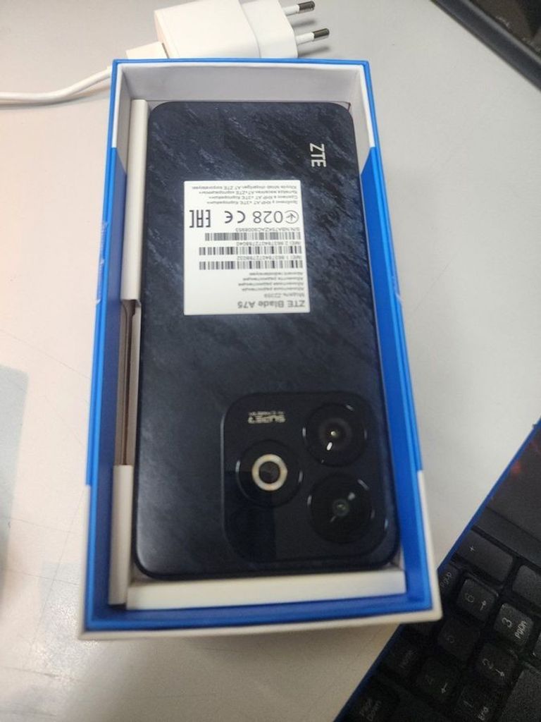Объявление Zte Blade A75 4/128GB Black Б/У