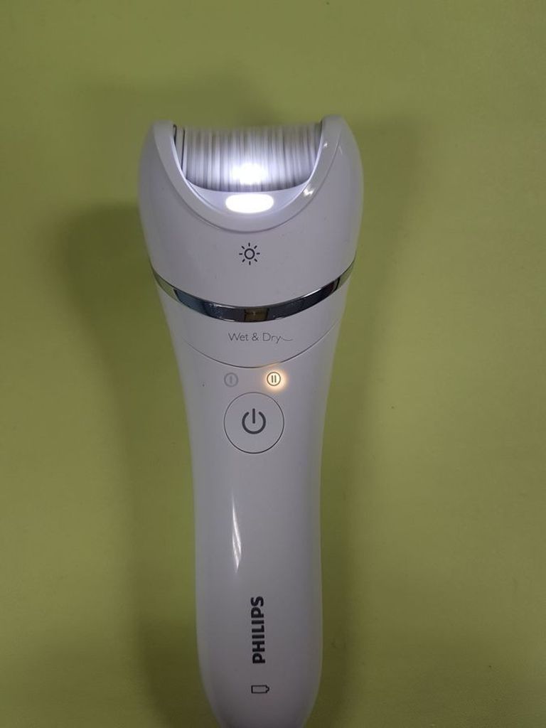 Распродажа Philips BRE700/00, продавец Техноскарб