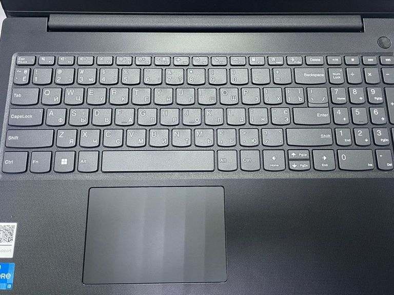 Дешиво Lenovo 15/core i3-1315u ddr5/8gb ddr5/hdd *відсутній/ssd 128 gb/*інтегрована с ломбарда