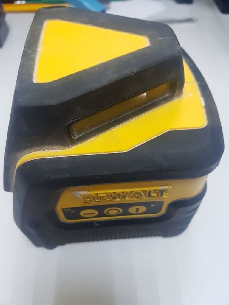 Дешиво Dewalt DW0811 с ломбарда