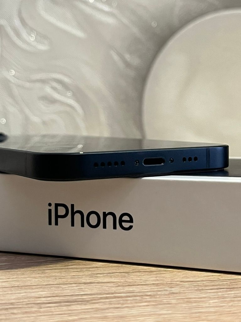 Apple iPhone 13 128GB Midnight (MLPF3) Код:null. Зображення 4