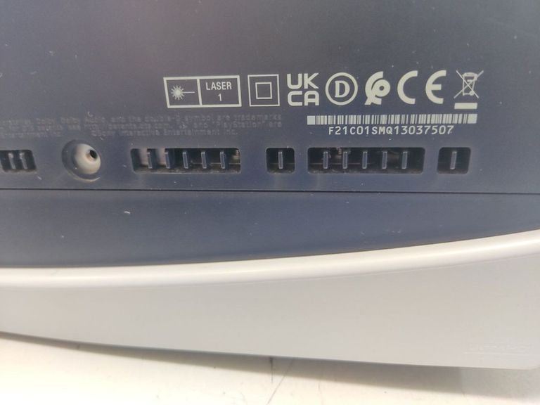 Дешиво Sony PlayStation 5 825GB с ломбарда