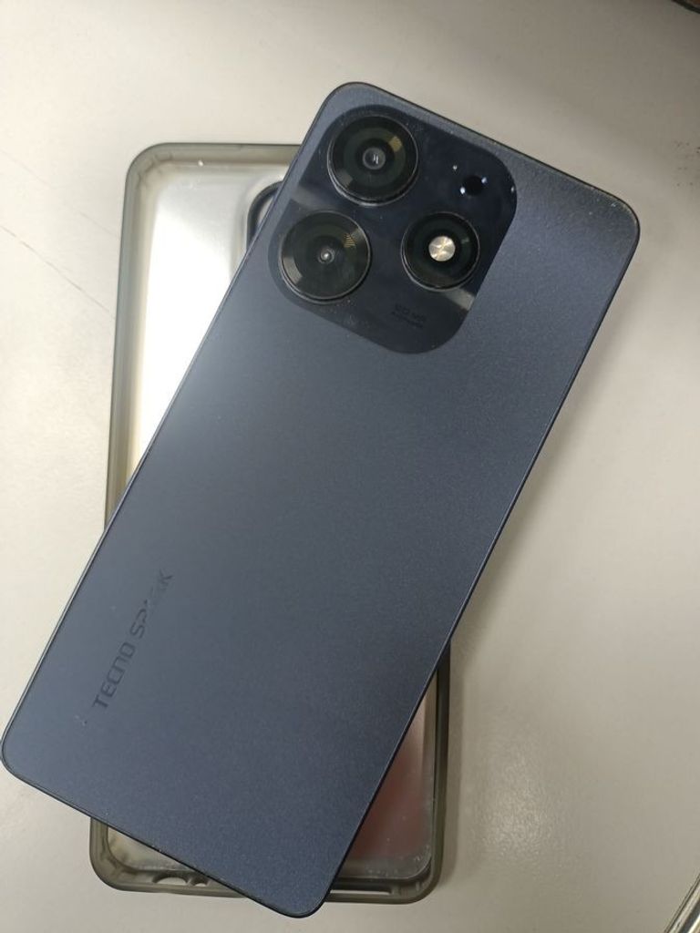 Купити Tecno spark 10 pro 8/128gb Б/У
