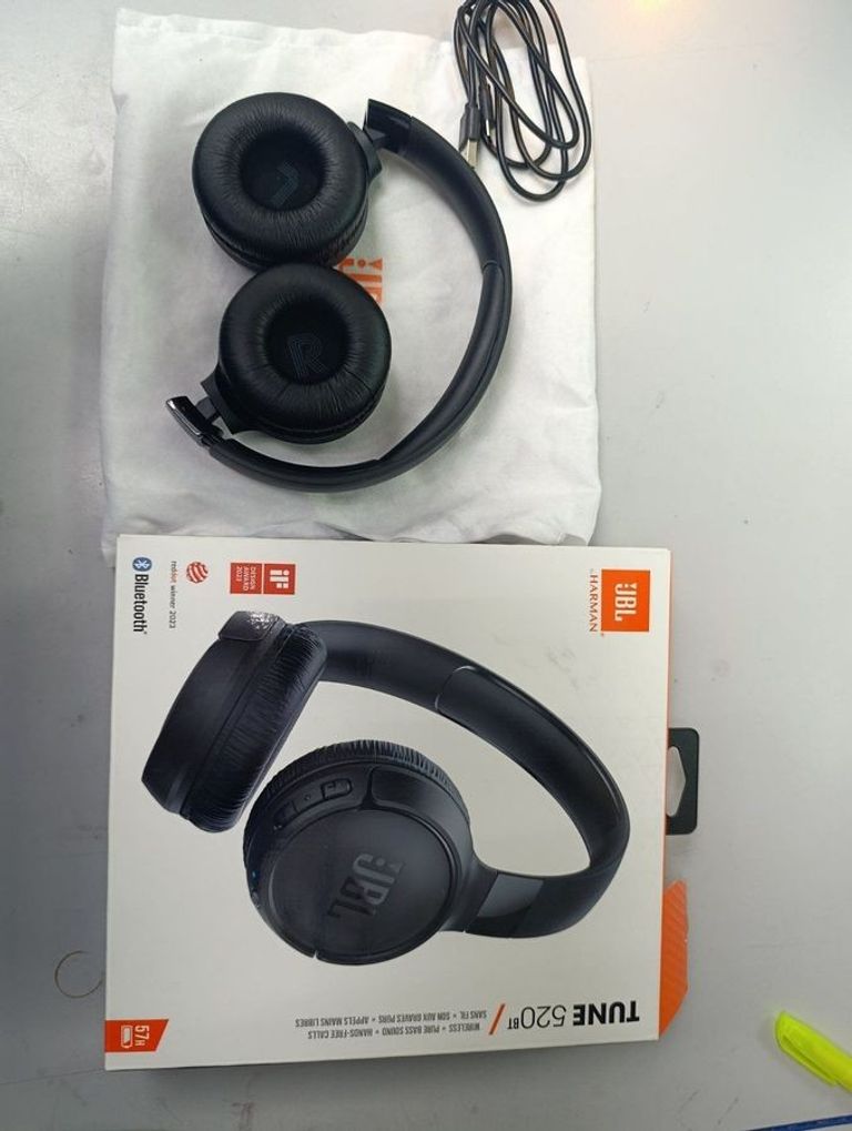 Купити Jbl tune 520bt Б/У