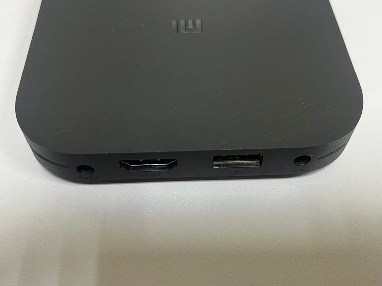 Дешево Xiaomi mi tv box s mdz-22-ab з ломбарду
