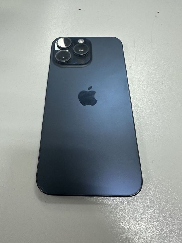 Дешиво Apple iphone 15 pro max 256gb с ломбарда