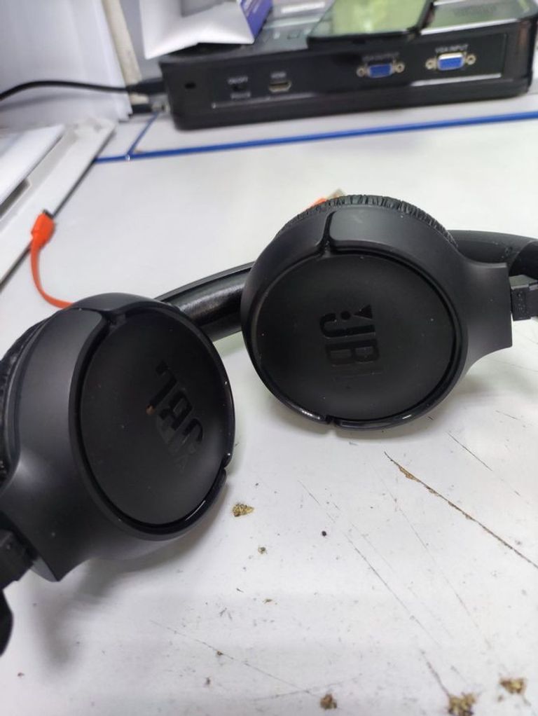 Объявление Jbl tune 520bt Б/У