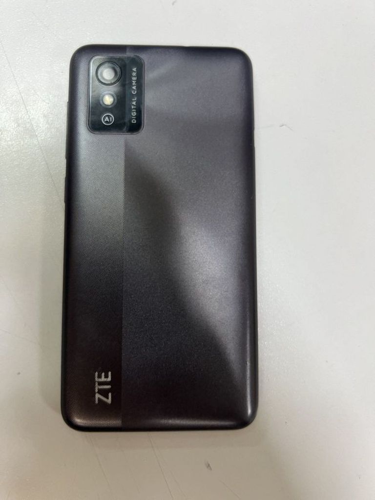 Дешево Zte Blade L9 1/32GB Blue з ломбарду