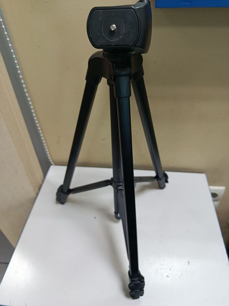 Оголошення Velbon EX-330 Б/У