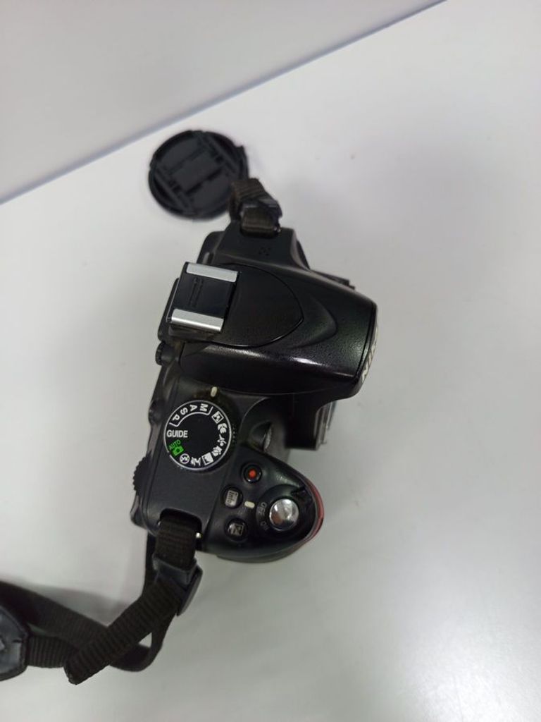 Дешево Nikon D3200 body з ломбарду