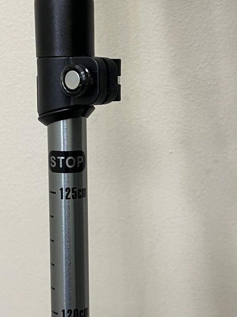 Розпродаж Adventuridge без моделі, продавець Техноскарб