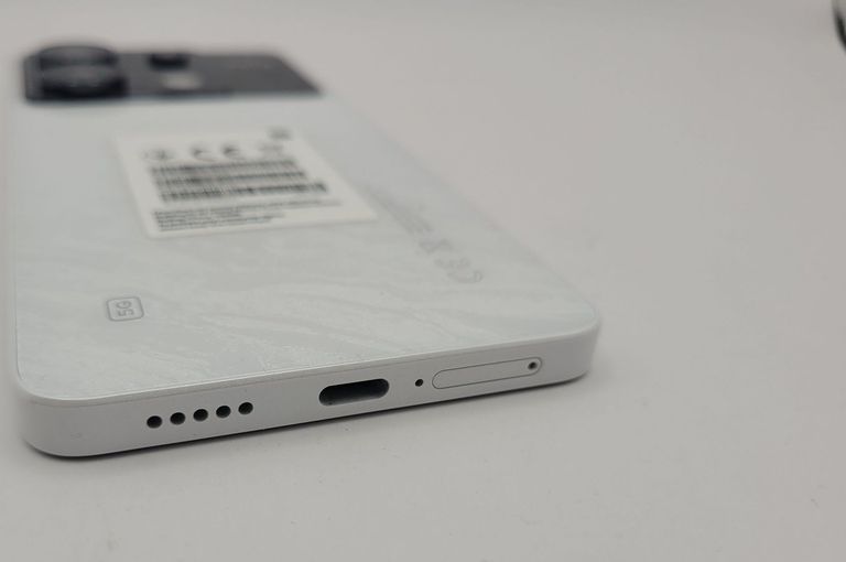 Xiaomi Poco X6 12/256GB Black Код:01-200914718. Зображення 5