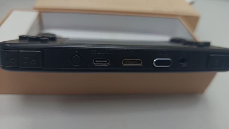 Anbernic RG35XX H 64GB Black Код:01-200919162. Зображення 7