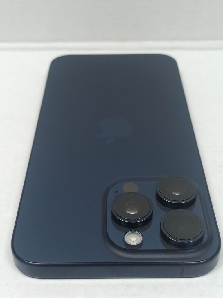 Apple iphone 15 pro max 512gb Код:01-200935938. Изображение 5