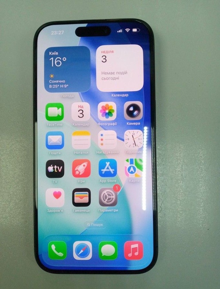 Купити Apple iphone 15 pro 256gb Б/У