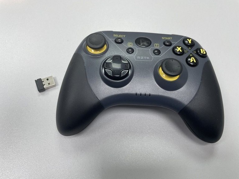Купити Rztk gamepad bt5.0 Б/У