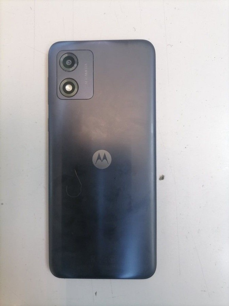 Дешево Motorola moto e13 8/128gb xt2345-3 з ломбарду