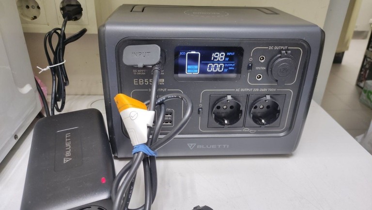 Дешево Bluetti EB55 Portable Power Station 537Wh з ломбарду