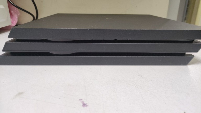 Sony playstation 4 pro 1tb Код:01-200973854. Изображение 12
