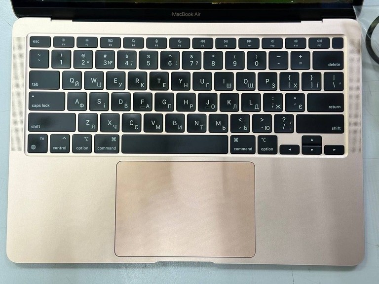 Apple MacBook Air 13'' Late 2020 Код:01-200986480. Зображення 5