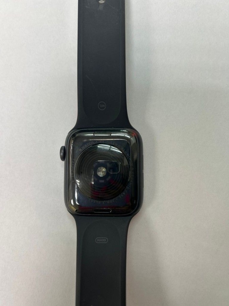 Дешево Apple watch se gps 44mm aluminum case з ломбарду
