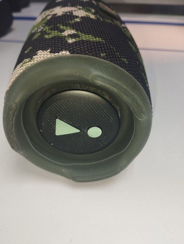 Купити Jbl charge 5 Б/У