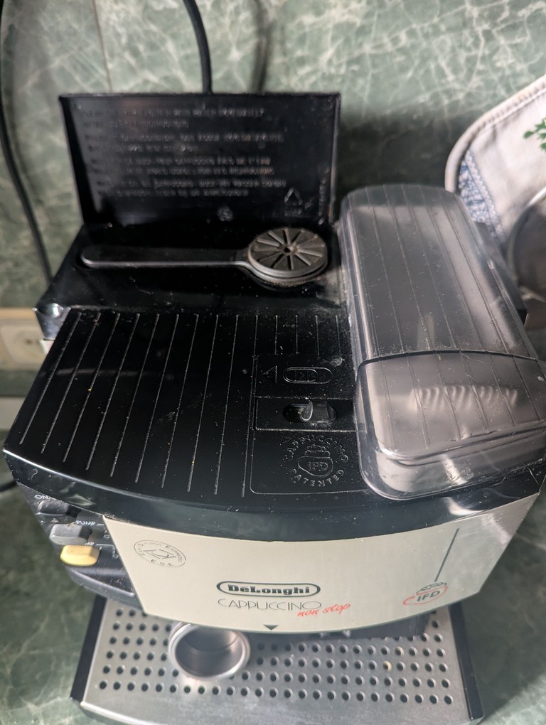 Оголошення Delonghi BAR-M200 Cappuccino Non Stop Б/У