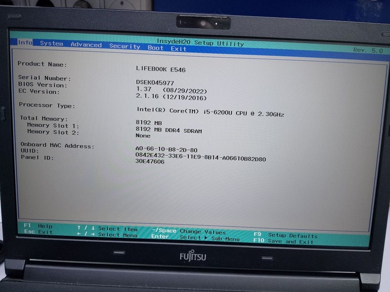 Купити Fujitsu 13/core i5 6200u ddr3/8gb ddr3/hdd *відсутній/ssd 128 gb/*інтегрована Б/У