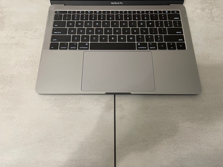Apple MacBook Pro 13 A1708 (2017), 13.3" Retina IPS, i5-7360U, 8GB, 128GB Код:null. Изображение 4