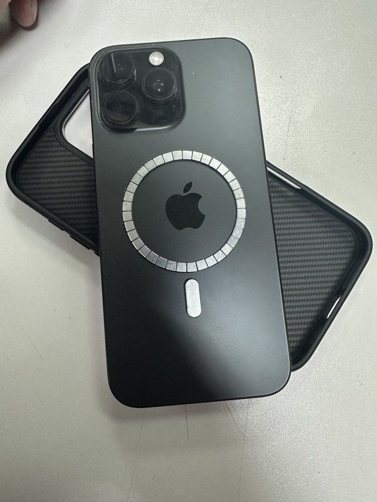 Дешево Apple iphone 16 pro max 256gb з ломбарду